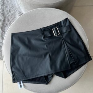 Short Pollera Engomada